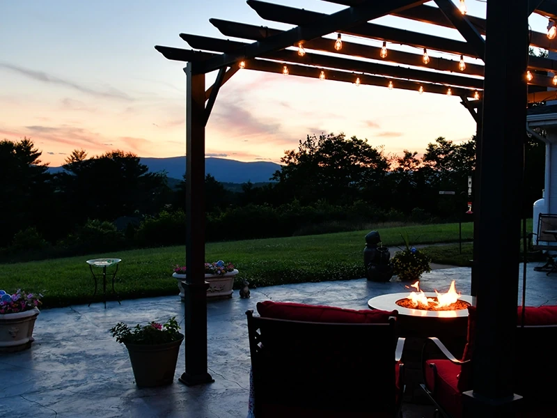 outdoor seating with firepit
